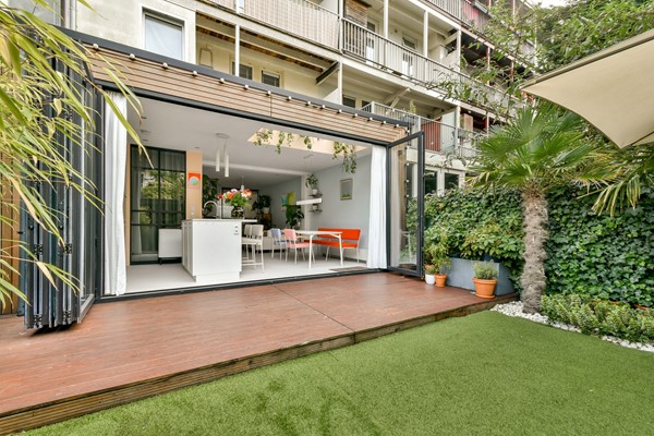 Medium property photo - Van Hogendorpstraat 154H, 1051 BX Amsterdam